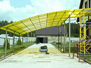 Сотовый поликарбонат Novattro 10мм желтый 2,10х12,0